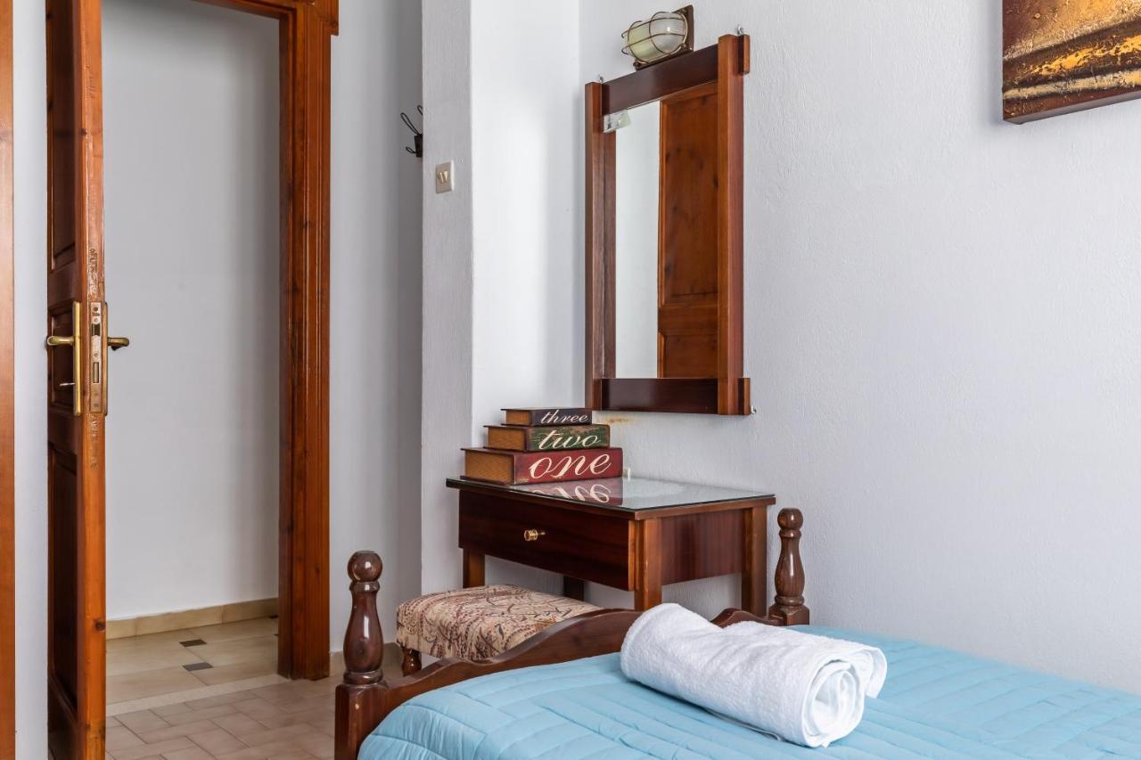 Ourania Apartment Città di Skopelos Esterno foto